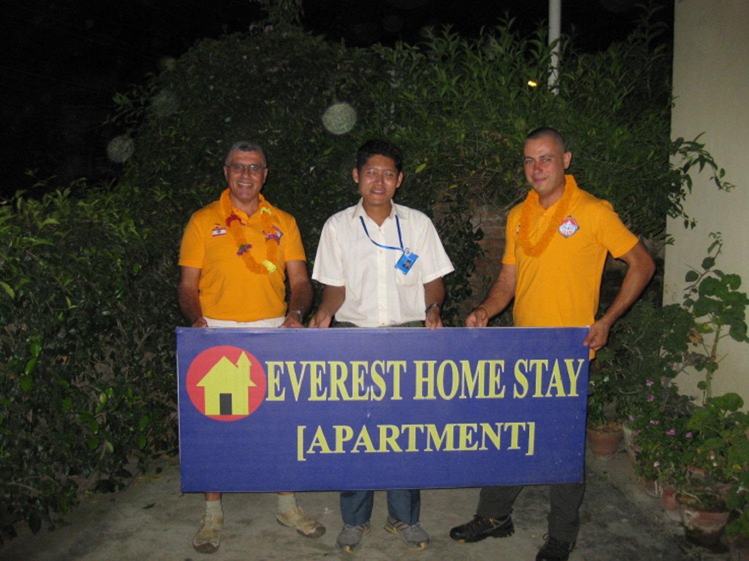 Everest Home Stay Apartment Lalitpur Εξωτερικό φωτογραφία