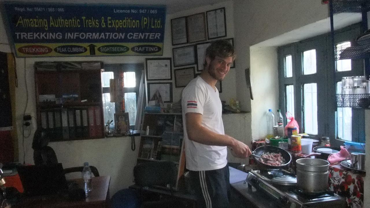 Everest Home Stay Apartment Lalitpur Εξωτερικό φωτογραφία